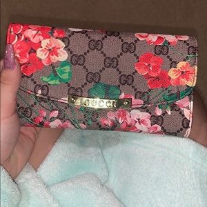 Gucci wallet